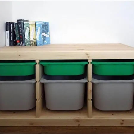 Woodenkey Moderno Bicamere In Centro أسياجو